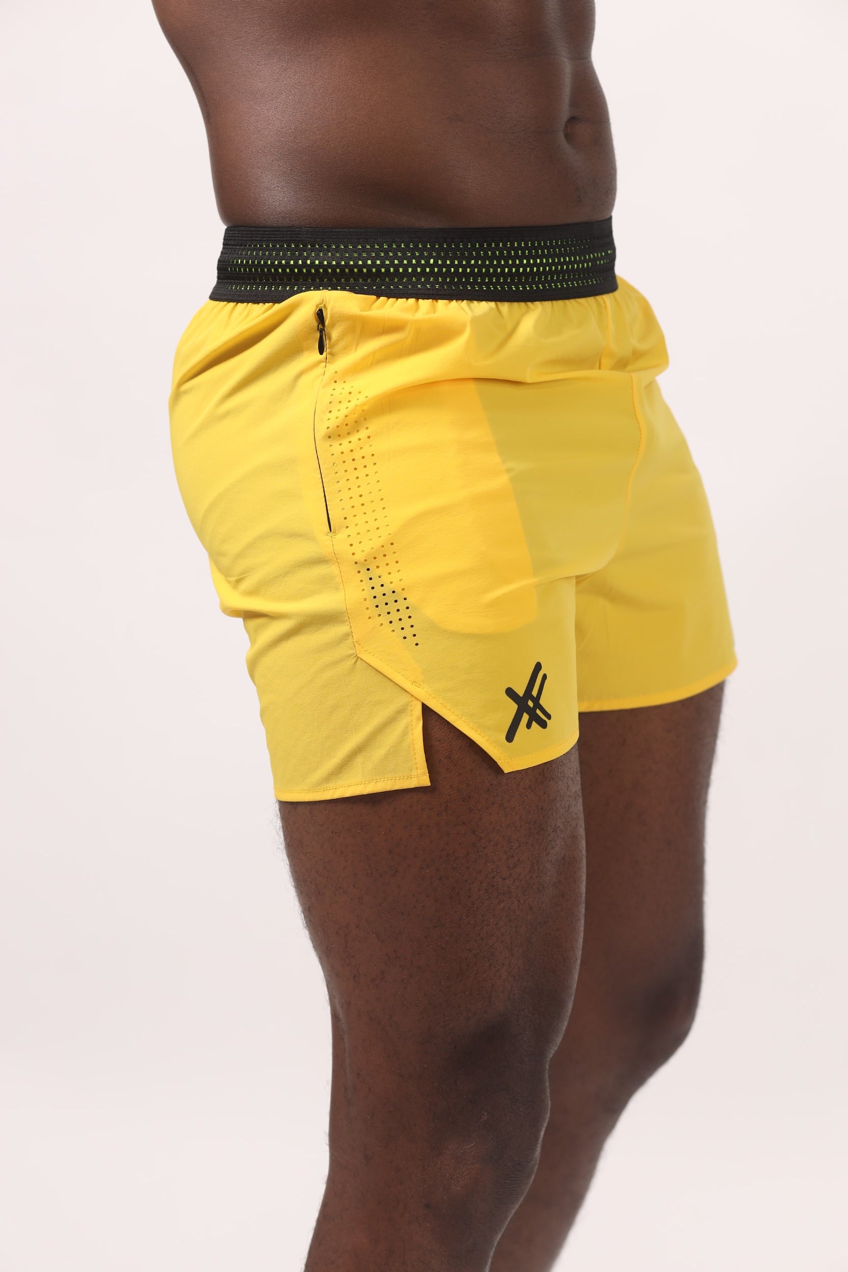 Collection of Sexy run men in a gallery layout